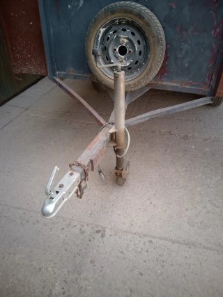 Batea de madera y metal