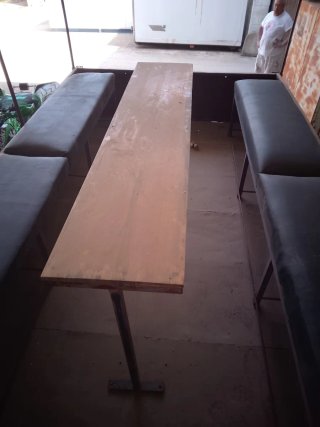 Batea de madera y metal