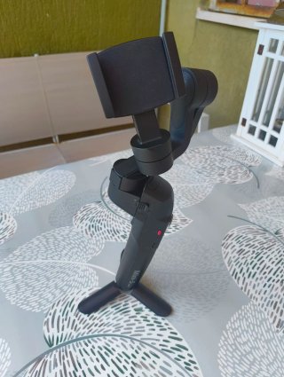 Stabilizzatore Gimbal Moza per Smartphone