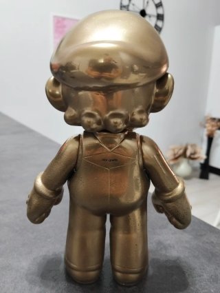 Super Mario Street Art Dior