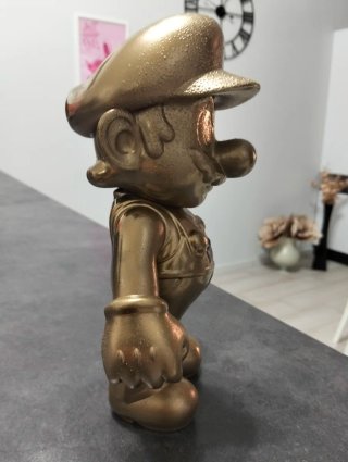 Super Mario Street Art Dior