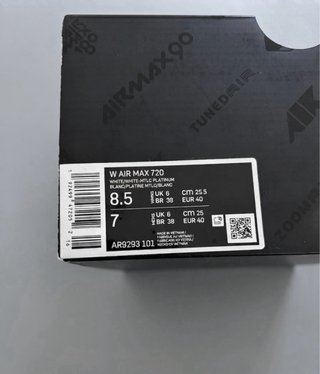 Nike Air Max 720 Bianco/Platino Metallico