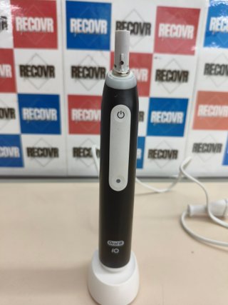 Cepillo de dientes eléctrico Oral-B iO 3 negro