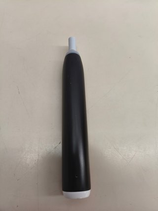 Cepillo de dientes eléctrico Oral-B iO 3 negro