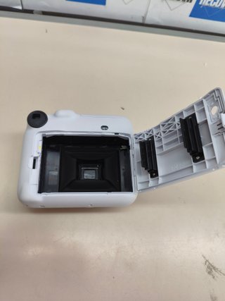 Cámara instantánea Fujifilm Instax Mini 12 blanca