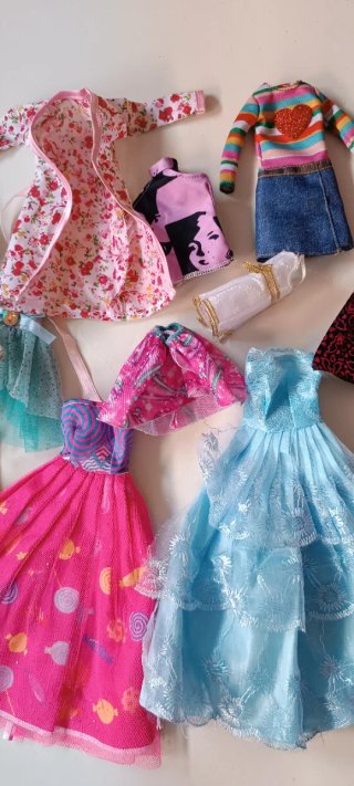 Lotto vestiti Barbie originali