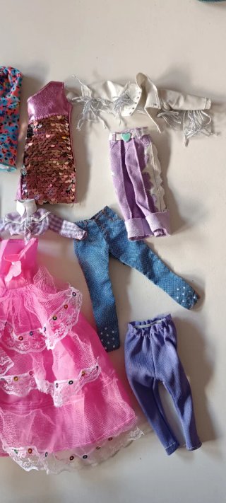 Lotto vestiti Barbie originali