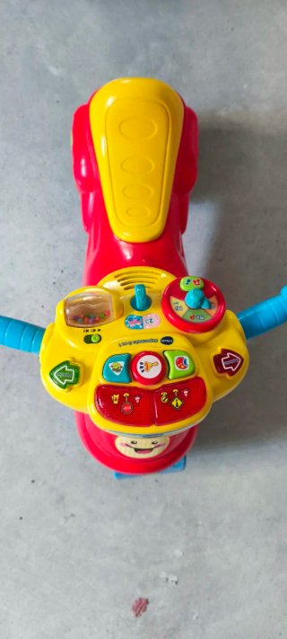 Moto infantil Vtec interactiva