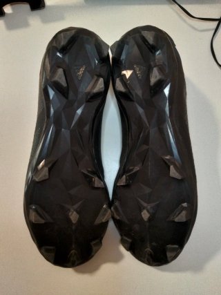 Botas fútbol Adidas Predator sin cordones