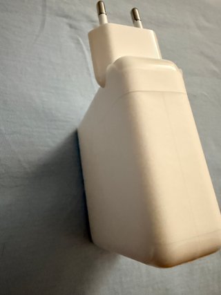 Cargador Apple MacBook 61w