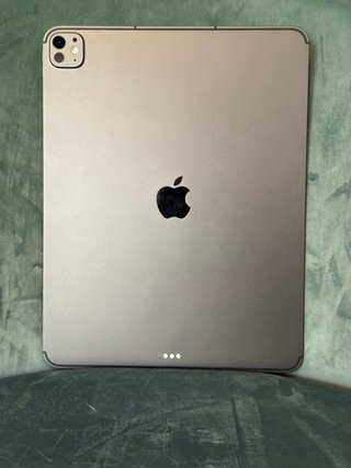iPad Pro 13” M5 256GB Wi-Fi + Cellular | 3 ciclos