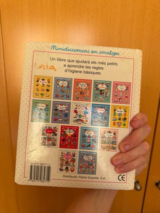 Mini diccionario en catalan con imágenes para niño