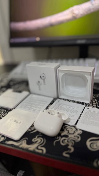 Airpods 4° geração novos