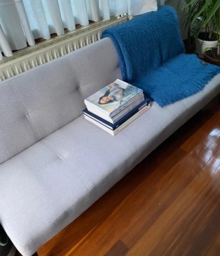 Sofa cama semimuevo
