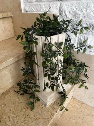 Macetero decorativo beige y verde