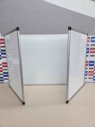 Pizarra Blanca Magnética Triptica, 90 x 60 cm (cerrada), 180 x 60 cm (abierta), superficie de acero lacado, marco de aluminio Bi-Office