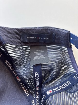 Gorra Tommy Hilfiger blanca, azul marino y roja