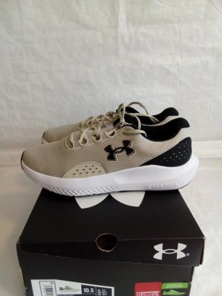 Zapatillas Under Armour niño beige/negro