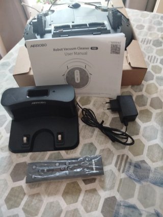 Aspiradora Robot ARROBO Negra