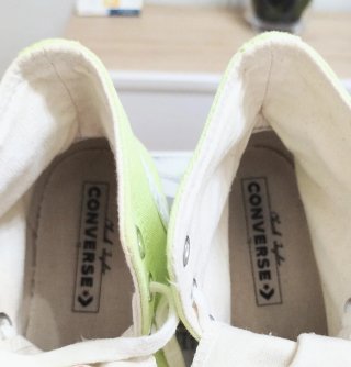 Zapatillas/botitas deportiv. color lima. Talla 37