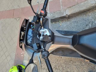 Maxi Scooter Gris