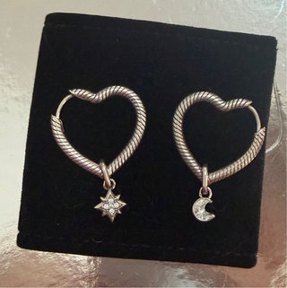 Pendientes de plata PANDORA con charms