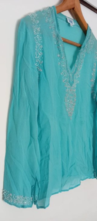 Blusa Teal con Pedrería Talla L
