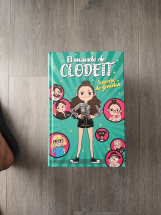 Lote de libros de El mundo de Clodett