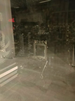 Torre NOX Infinity Epsilon + Placa MSI PRO B650M-P
