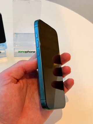 iPhone 15 Pro 128GB ESIM | 2 Años de garantia
