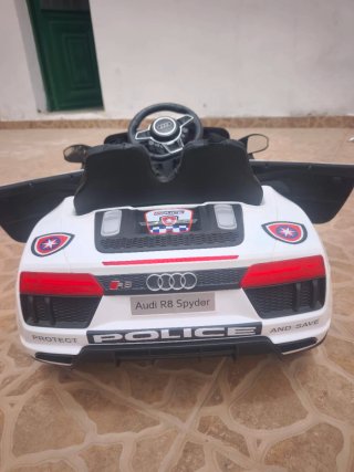 Coche eléctrico infantil Policía
