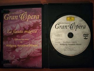 40 DVDs de Ópera de Deutsche Grammophon 39 €.