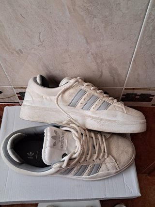 Zapatillas Adidas Campus Bad Bunny Gris/Blanco