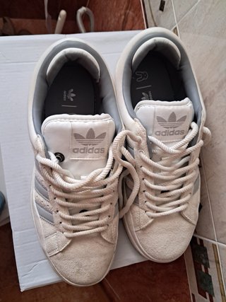 Zapatillas Adidas Campus Bad Bunny Gris/Blanco