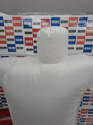 Maniquí de planchado y secado automático para ropa.