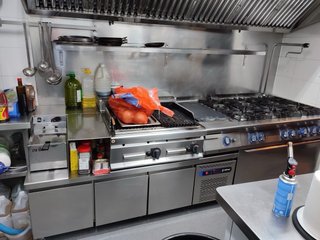 *Traspaso de Restaurante en Les Corts (Barcelona)*
