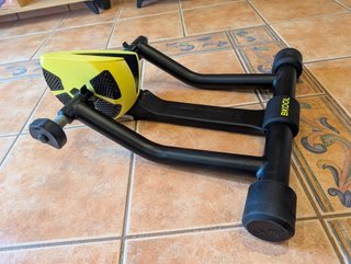 Bicicleta Carretera + Rodillo Bkool Smart Pro 2