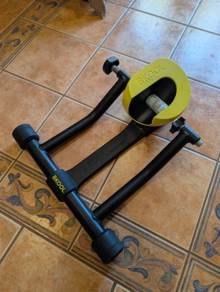 Bicicleta Carretera + Rodillo Bkool Smart Pro 2