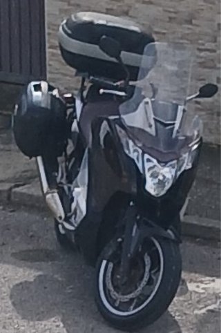 Honda integra 750