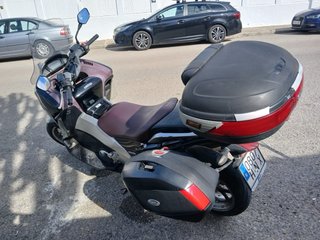 Honda integra 750