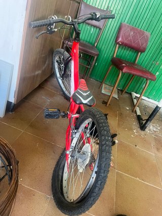 Bicicleta roja