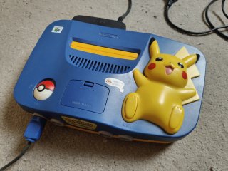 Nintendo 64 Edición Pikachu PAL + Mando