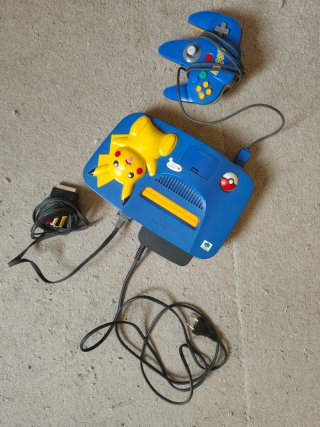 Nintendo 64 Edición Pikachu PAL + Mando