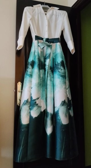 Vestido elegante El Corte Inglés verde y blanco