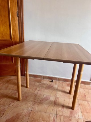 Mesa de cocina  plegable