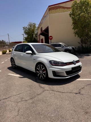 Volkswagen Golf 2016