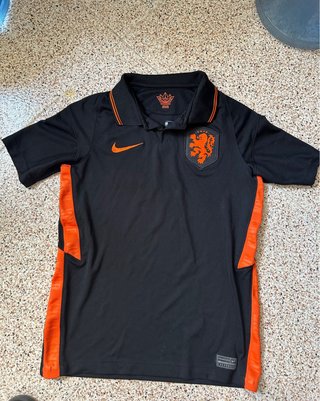Camisetas Liverpool y Holanda, marca Nike