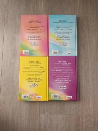 Lote de libros de Karina y Marina
