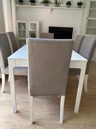 Mesa comedor Ikea y 6 sillas