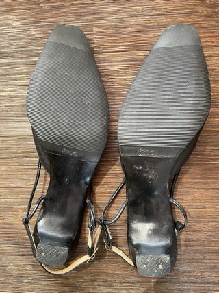 Zapatos de piel negros talla 39